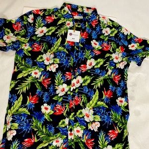 Floral men’s shirt